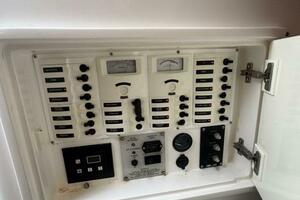Knot Workin 37ft Intrepid Yacht For Sale