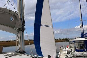2018-fountaine-pajot-lucia-40-sail-9942752-20250912071417945
