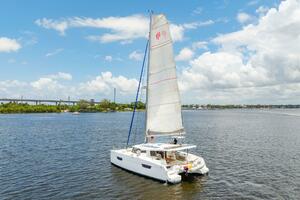 38ft Fountaine Pajot Yacht For Sale