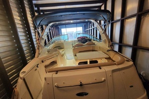 Clean Getaway 31ft Chaparral Yacht For Sale