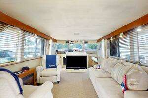 1974 Hatteras Motor Yacht thumbnail 16