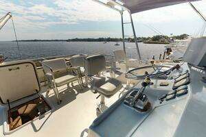 1974 Hatteras Motor Yacht thumbnail 45