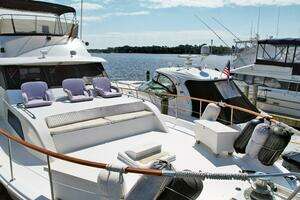 1974 Hatteras Motor Yacht thumbnail 8