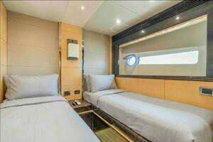 2014 Sunseeker Predator thumbnail 19