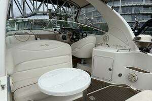 2002 Sea Ray 280 Sundancer thumbnail 12