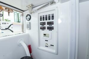 Fins Up 72ft Viking Yacht For Sale