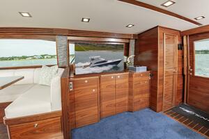 Fins Up 72ft Viking Yacht For Sale