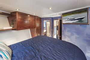 Fins Up 72ft Viking Yacht For Sale