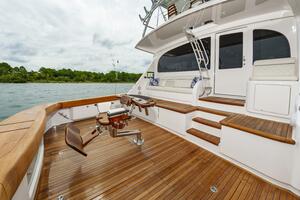 Fins Up 72ft Viking Yacht For Sale