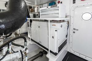 Fins Up 72ft Viking Yacht For Sale