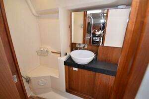 2016 Hanse 455 thumbnail 23