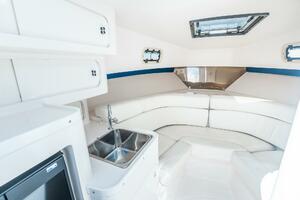 33ft Intrepid Yacht For Sale