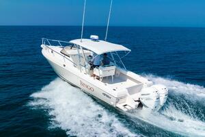 33ft Intrepid Yacht For Sale