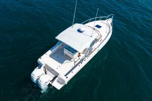 33ft Intrepid Yacht For Sale