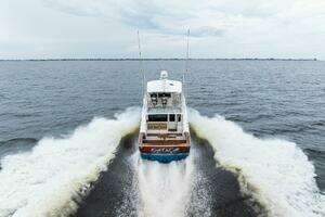 2006 Viking 61 Convertible thumbnail 90