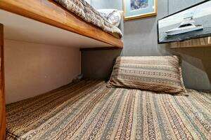 2006 Viking 61 Convertible thumbnail 33