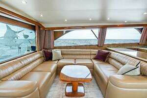 2006 Viking 61 Convertible thumbnail 7