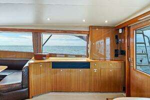 2006 Viking 61 Convertible thumbnail 16