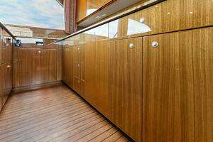 2006 Viking 61 Convertible thumbnail 14