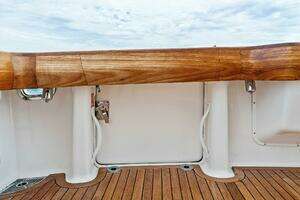 2006 Viking 61 Convertible thumbnail 51