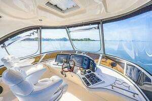 2007 Sea Ray 44 Sedan Bridge thumbnail 9