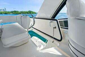 2007 Sea Ray 44 Sedan Bridge thumbnail 6