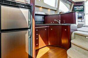 2007 Sea Ray 44 Sedan Bridge thumbnail 18