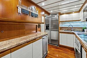 2004 Ferretti 94 Motor Yacht