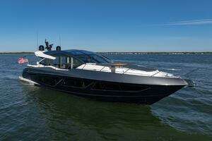 2020 Sunseeker Predator thumbnail 7