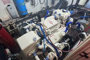 LiLa Blue 54ft Hatteras Yacht For Sale