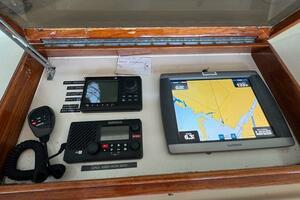 LiLa Blue 54ft Hatteras Yacht For Sale