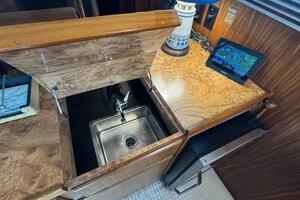 LiLa Blue 54ft Hatteras Yacht For Sale