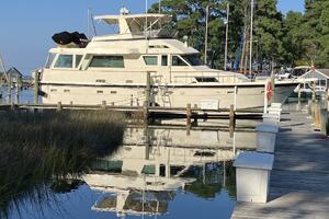 LiLa Blue 54ft Hatteras Yacht For Sale