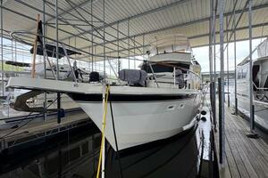 LiLa Blue 54ft Hatteras Yacht For Sale
