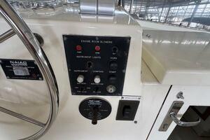 LiLa Blue 54ft Hatteras Yacht For Sale