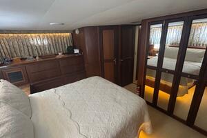 LiLa Blue 54ft Hatteras Yacht For Sale