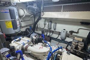 LiLa Blue 54ft Hatteras Yacht For Sale