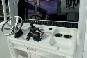 Just A Few Friends II 30ft Sea Hunt Yacht For Sale