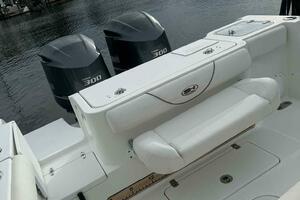 Just A Few Friends II 30ft Sea Hunt Yacht For Sale