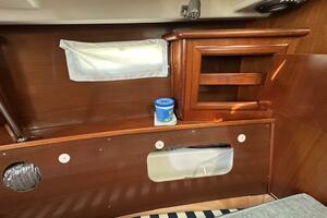 Cool Breeze 33ft Beneteau Yacht For Sale