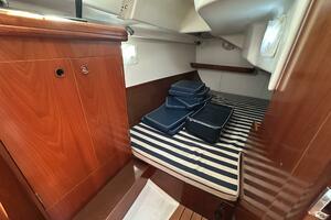 Cool Breeze 33ft Beneteau Yacht For Sale