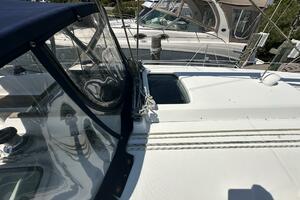 Cool Breeze 33ft Beneteau Yacht For Sale