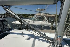 Cool Breeze 33ft Beneteau Yacht For Sale