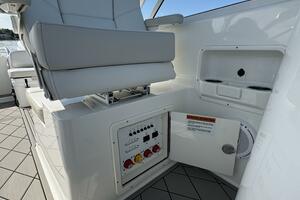 29ft World Cat Yacht For Sale