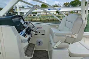 29ft World Cat Yacht For Sale
