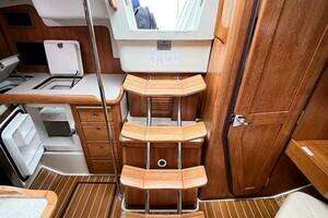 2007 Catalina 350 MK II thumbnail 23