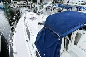 2007 Catalina 350 MK II thumbnail 44