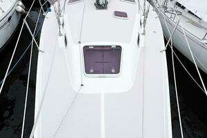 2007 Catalina 350 MK II thumbnail 4