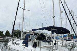 2007 Catalina 350 MK II thumbnail 2