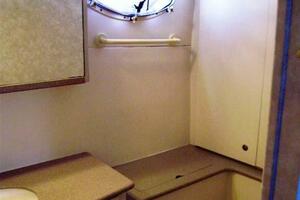 DUNAC S MINNI CONN III 42ft Silverton Yacht For Sale